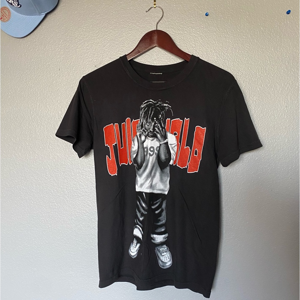 Juice world x VLONE man of the year tee